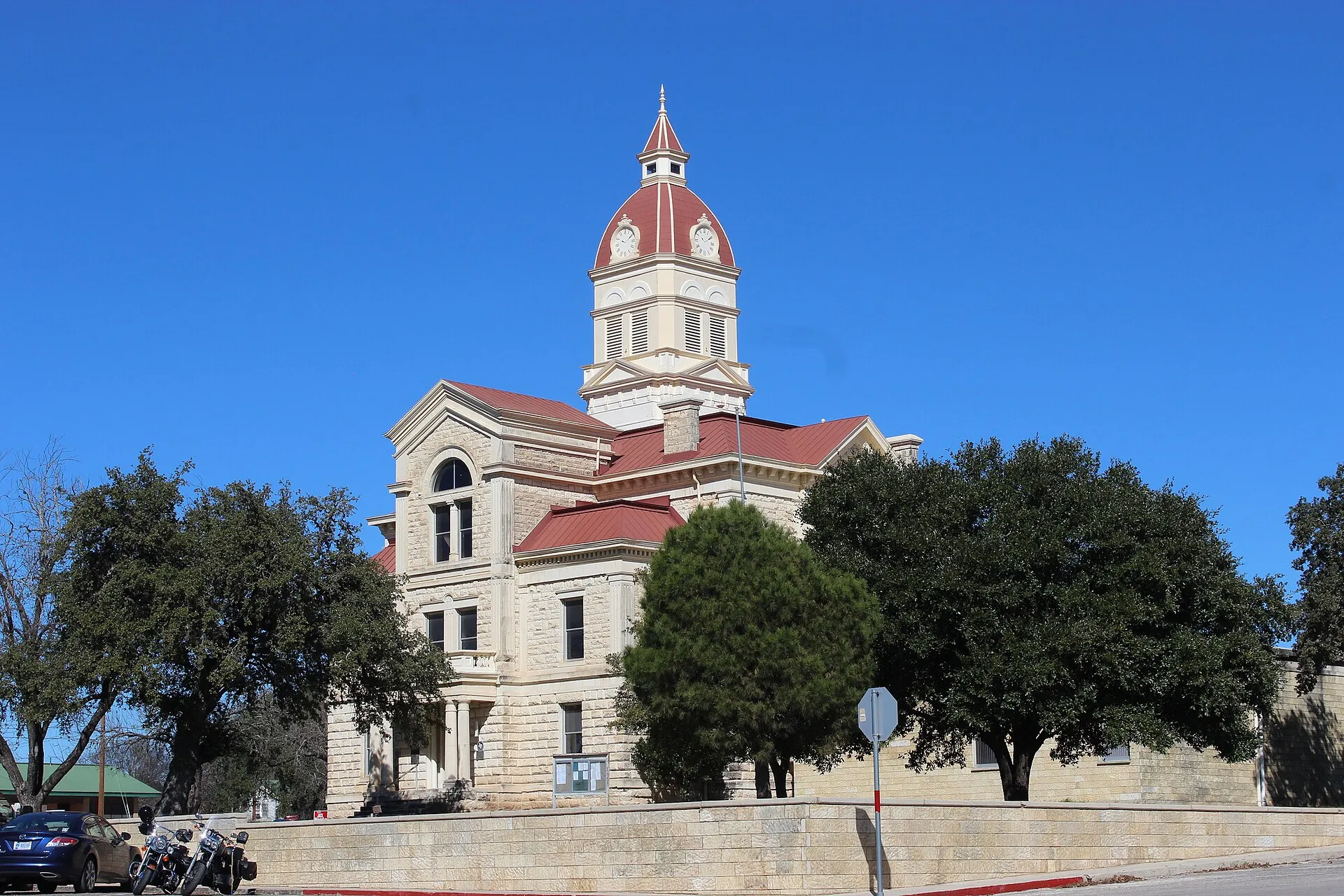 Bandera County Courthouse in Bandera, TX